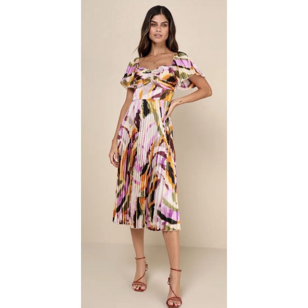 NWT Lulus Authentically Yours Abstract Print Satin Pleated Midi Dress Size S